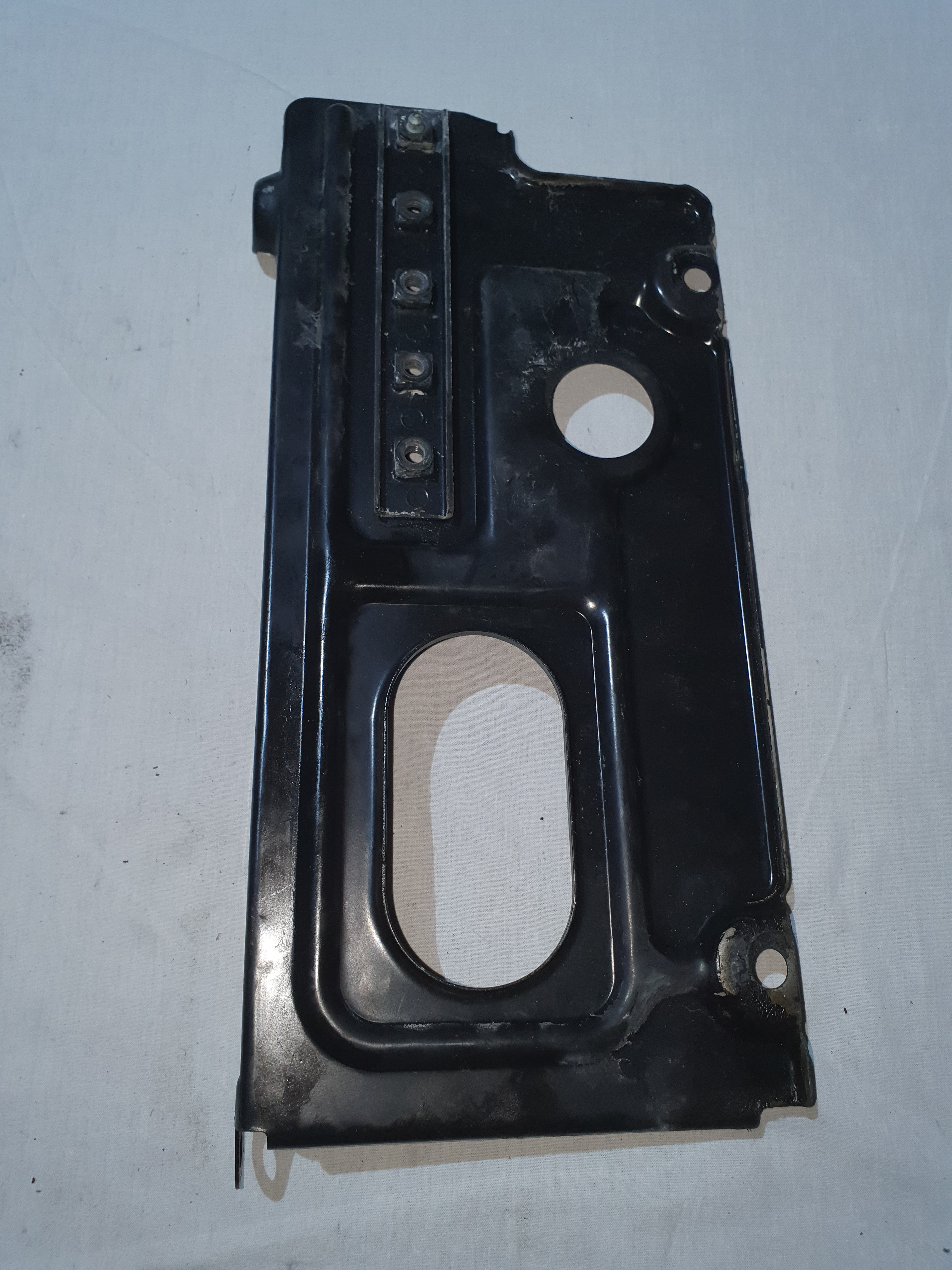 Support de batterie Audi A6 1997-2004
