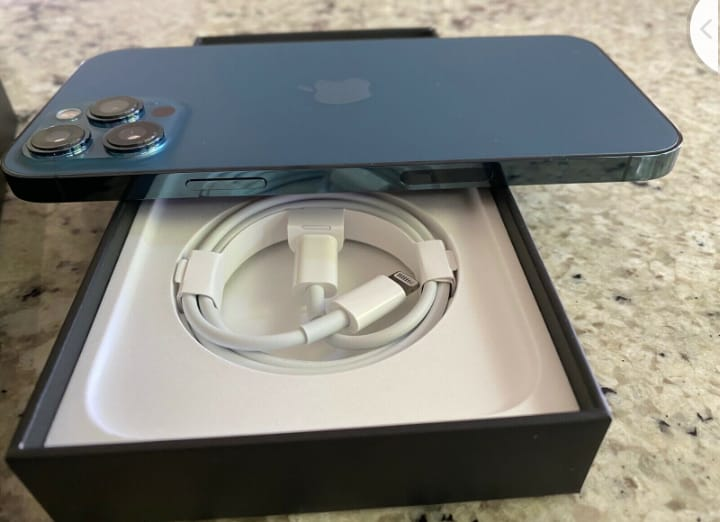 iPhone 12 pro max 512gb