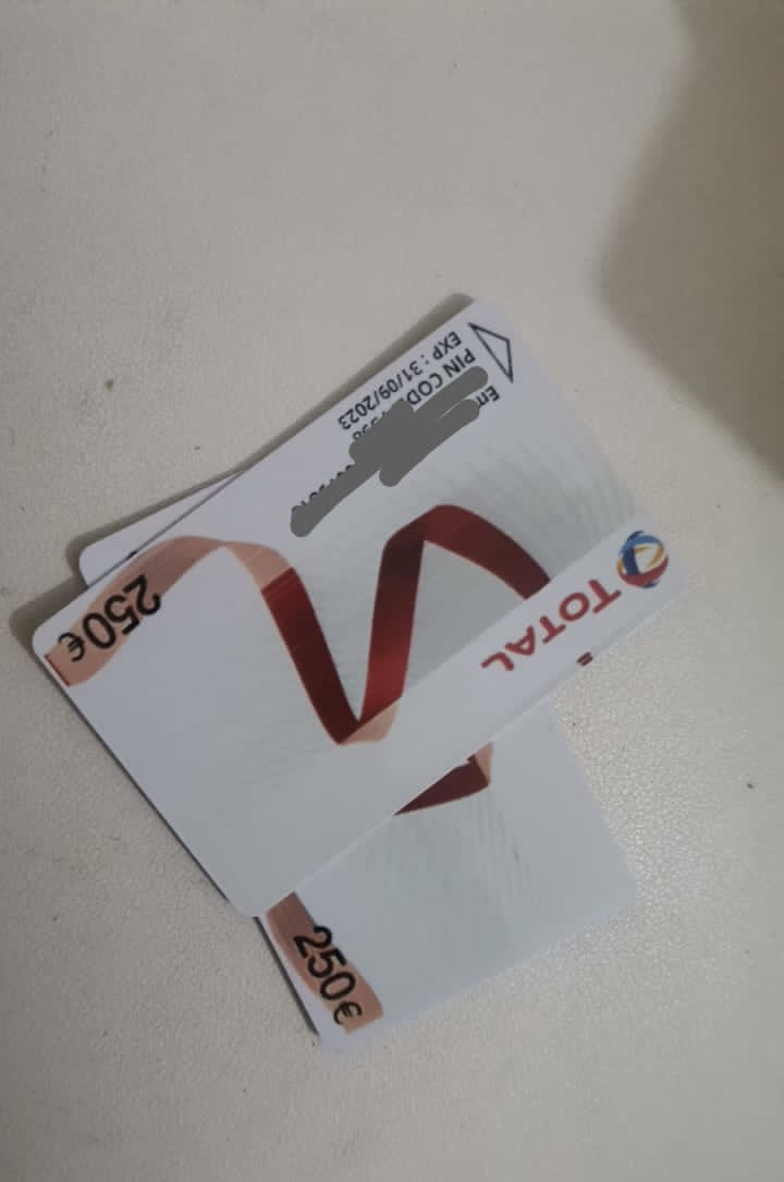 Carte total carburant(urgent)