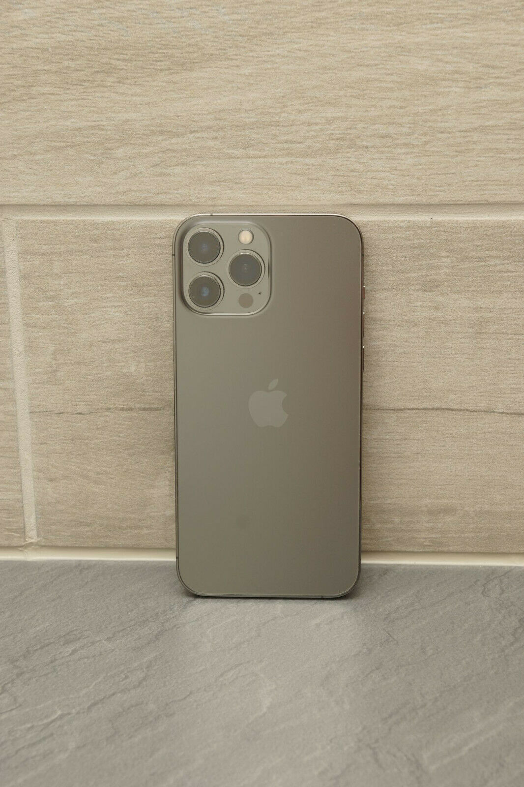 Apple iPhone 13 Pro Max - 256 Go - Graphite (Débloqué) - Miniature 3