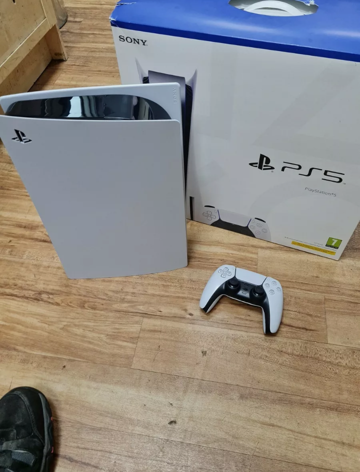 Console Sony PS5 Édition Blu-Ray - Blanche - Miniature 3