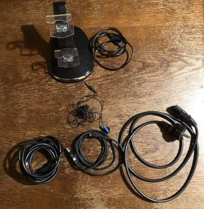 PlayStation PS4 pro état neuf - Photo 1