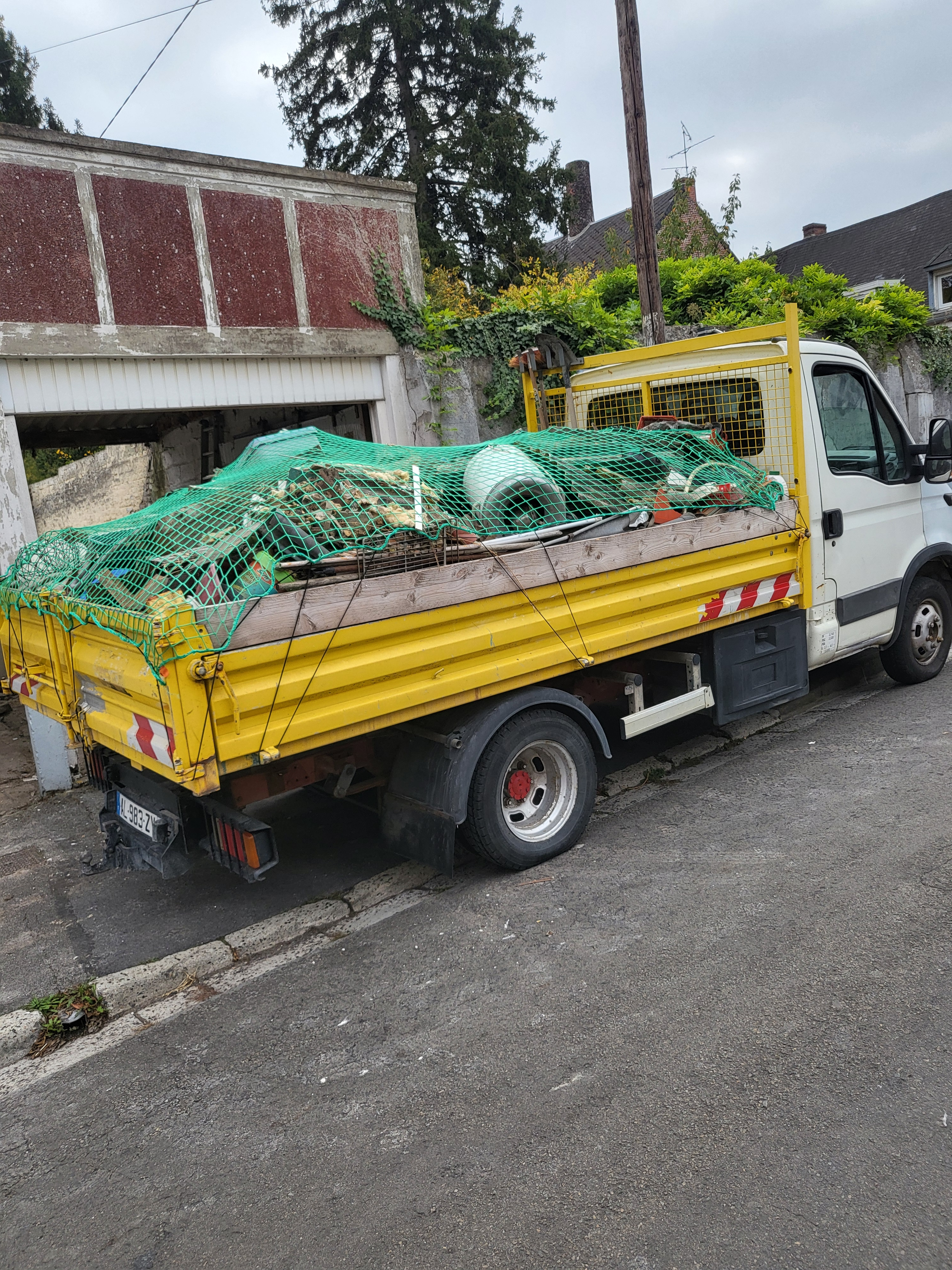 Location benne gravat terre déchets verts etc