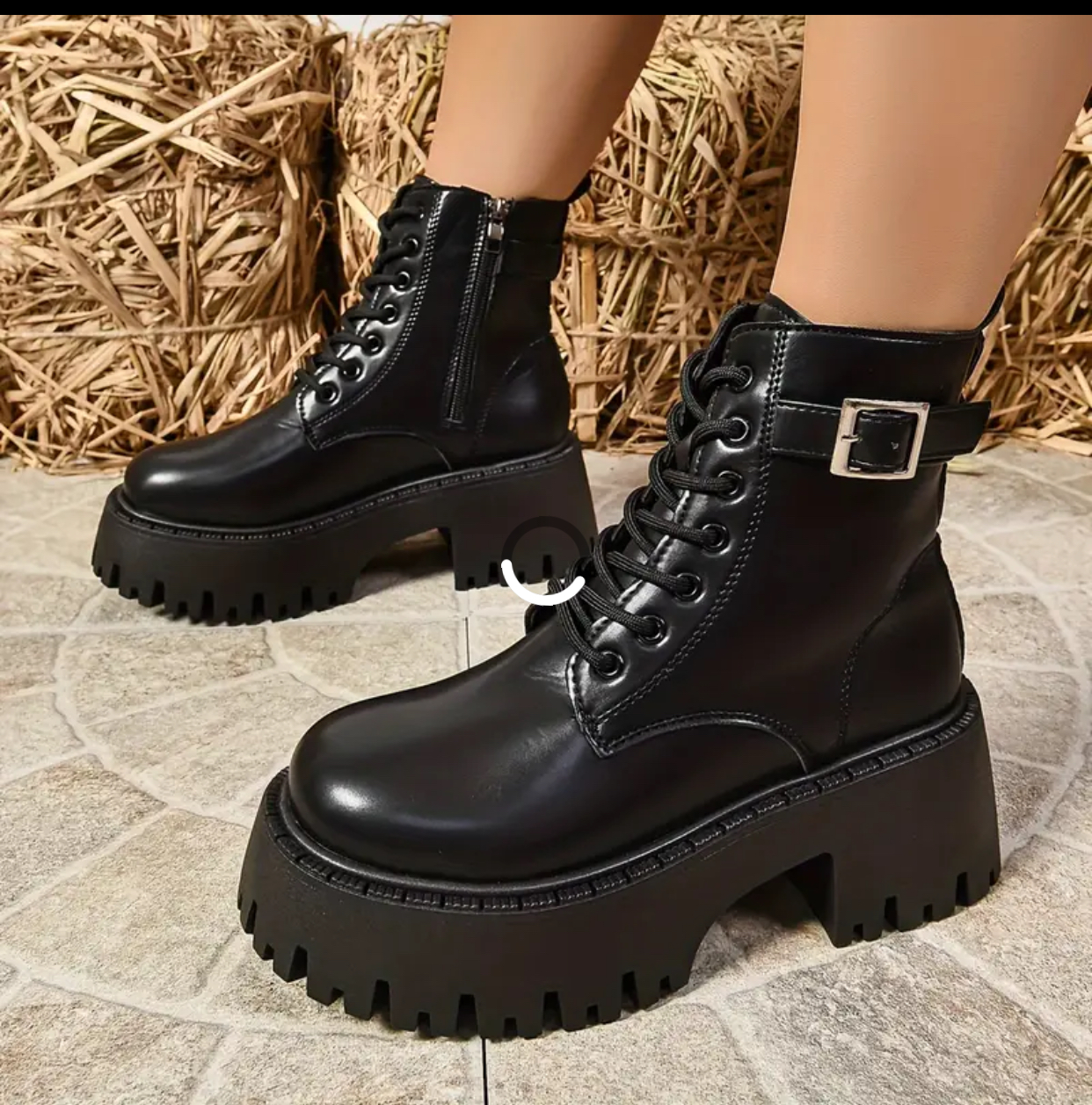 Bottes noires à semelles montantes - État neuf - Miniature 2