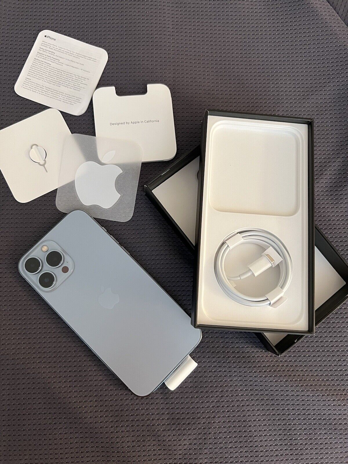 Apple iPhone 13 Pro Max - 128GB - Sierra Blue (Unlocked)