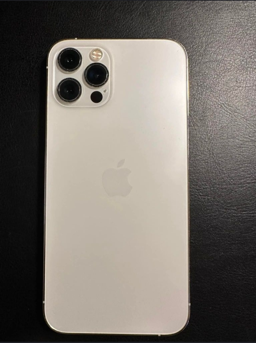 iPhone 12 Pro Max à vendre