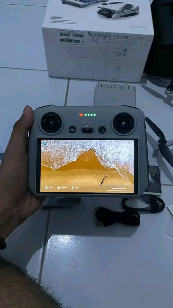 je vends mon Drone dji 2 pour une raison personnel