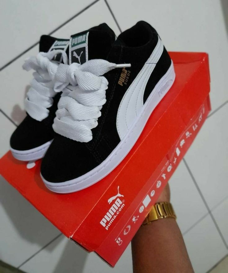 Chaussures basket disponible