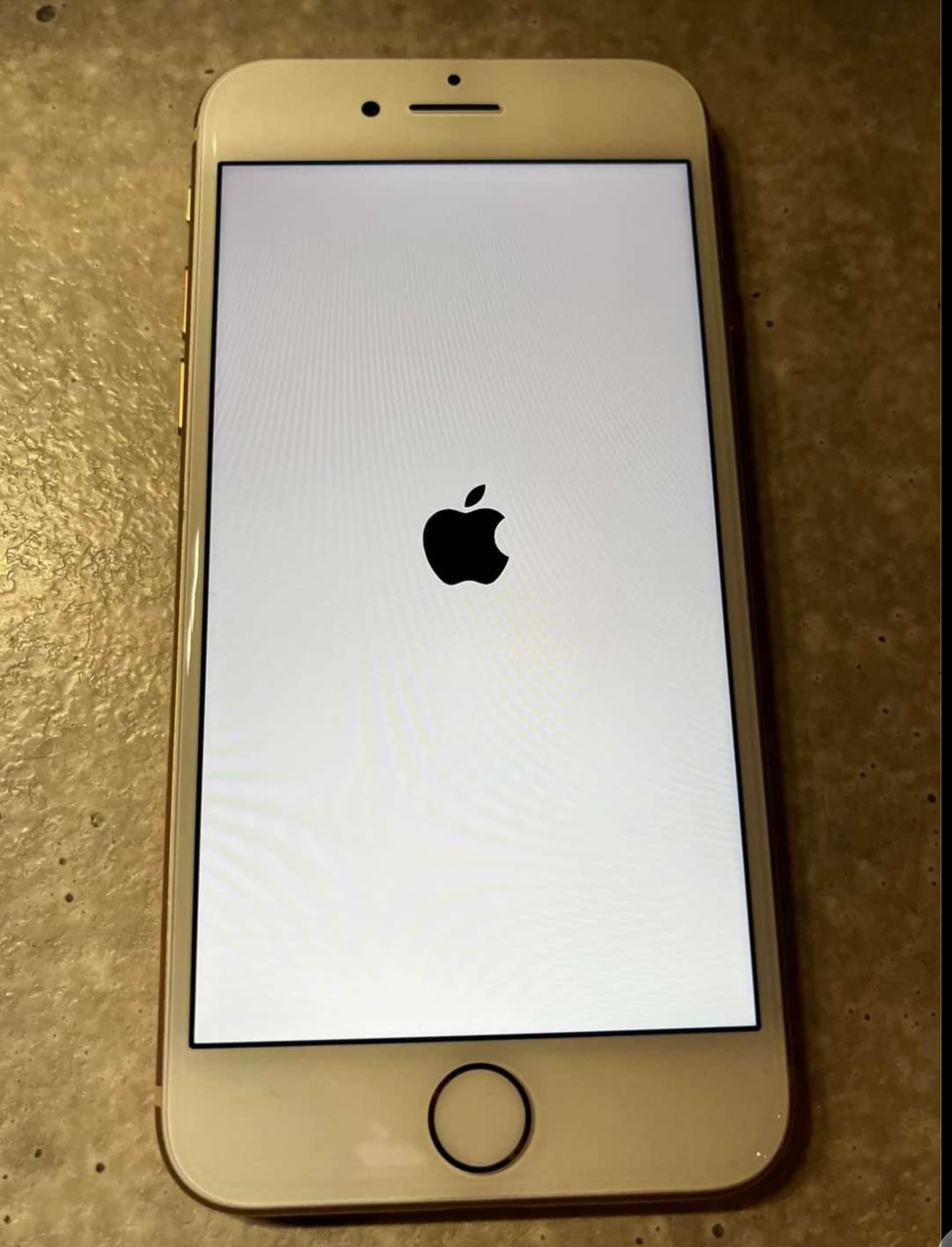 iPhone 8 64 go - Miniature 2