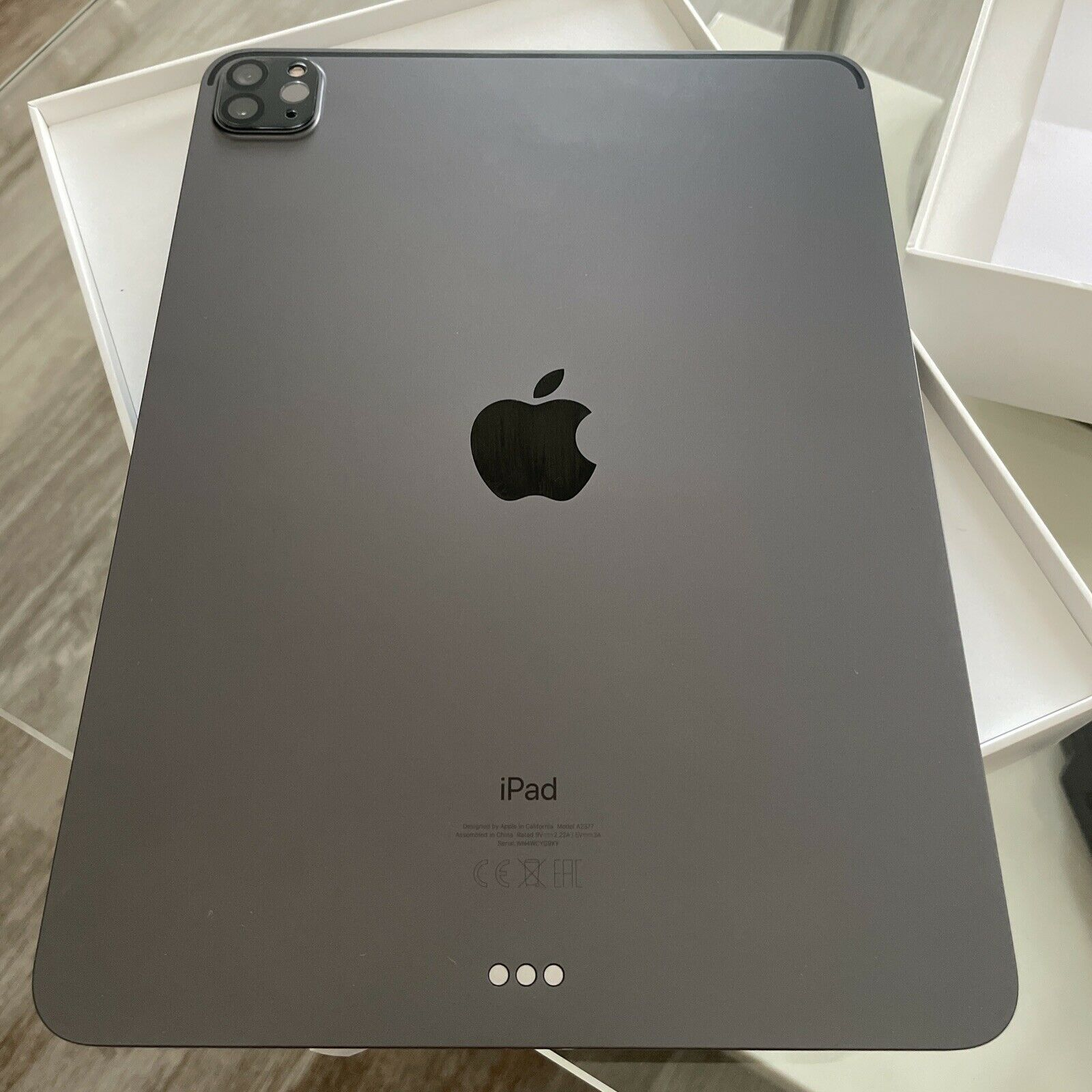 apple ipad pro 3e géné.256Go wifi,11 ´ -gris sidéral. - Miniature 2
