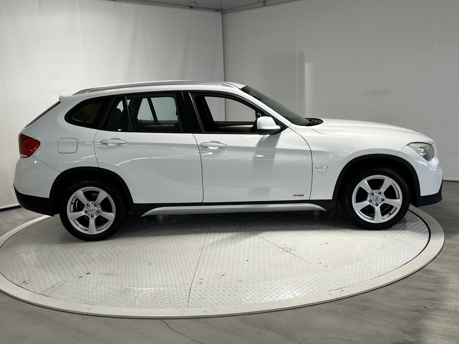 BMW X1 sDrive 18d 143 ch Confort