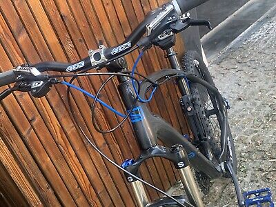 Vélos VTT carbone