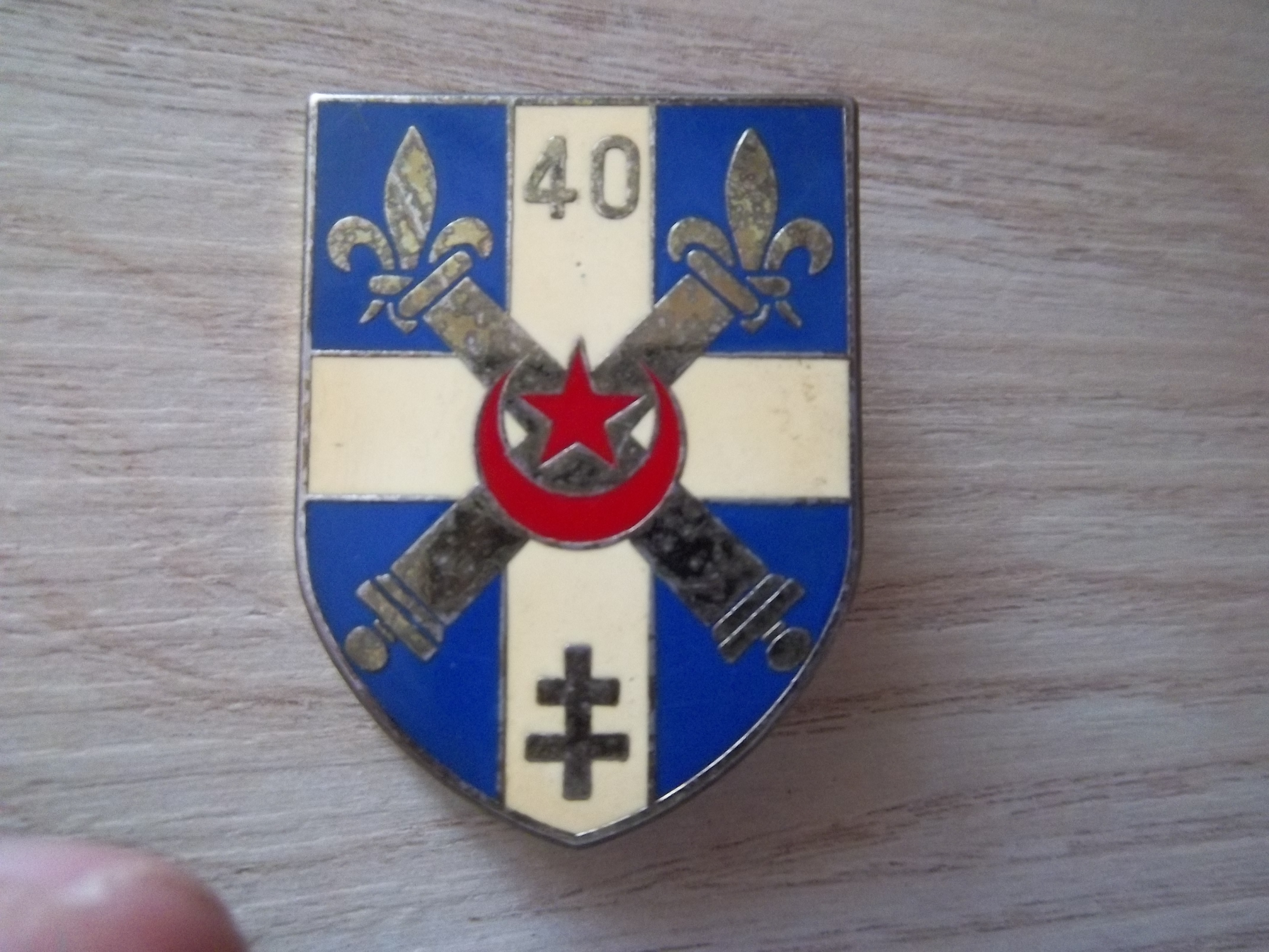 Insigne militaire du 40ème régiment d'artillerie de Suippes - Miniature 2