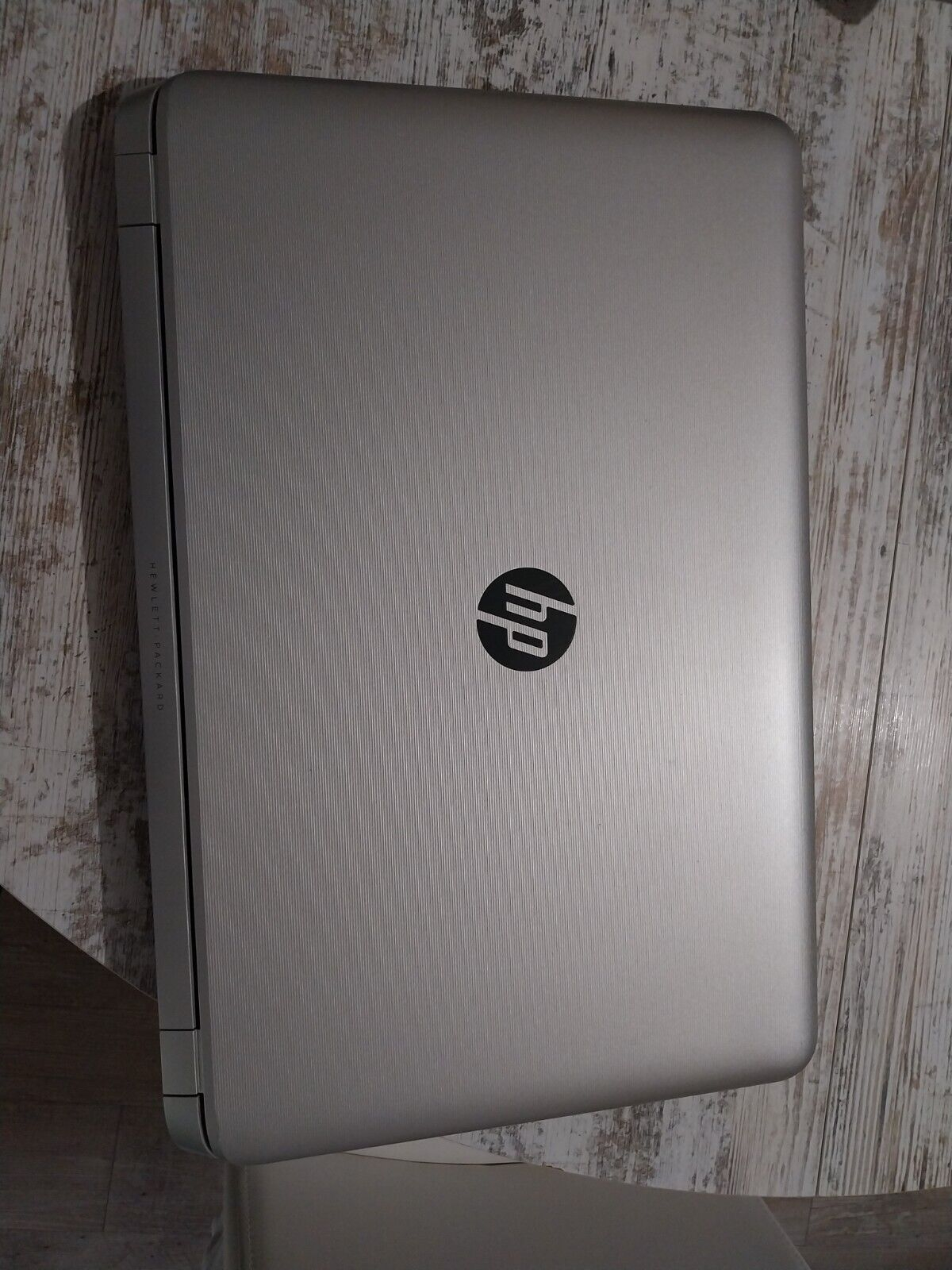 PC Portable HP Pavilion 17 Pouces Windows 8 Comme Neuf Servit Très
Peu