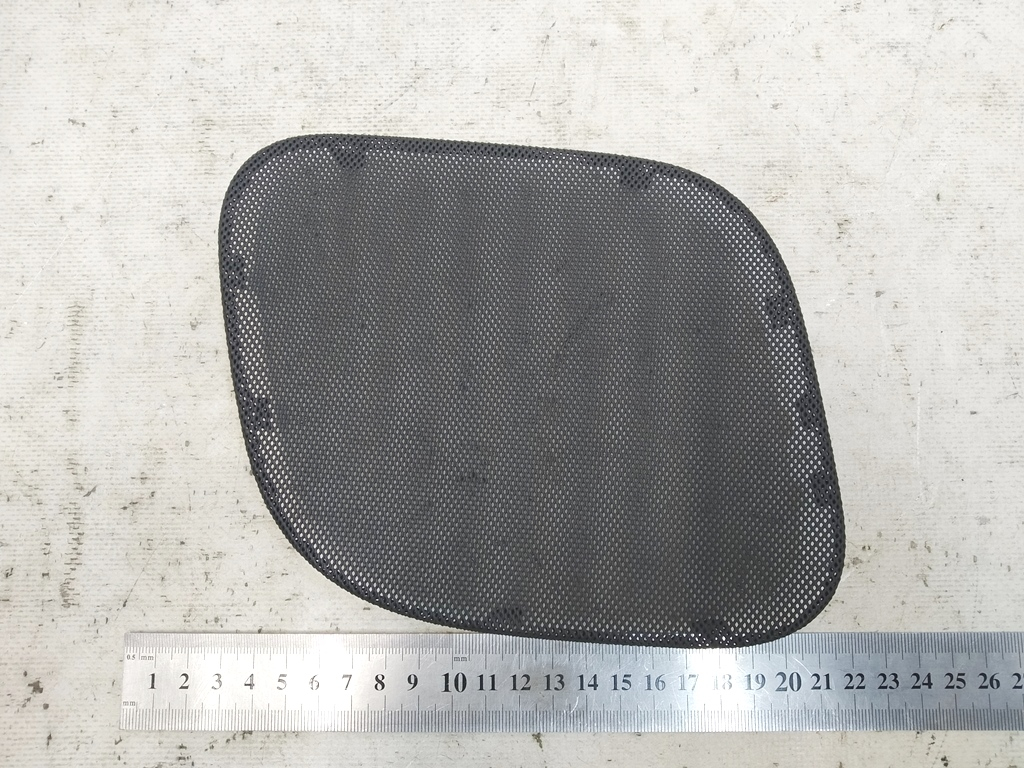Haut-parleur décoratif enjoliveur de hayon gauche Tesla modèle Y
1497693-00-A