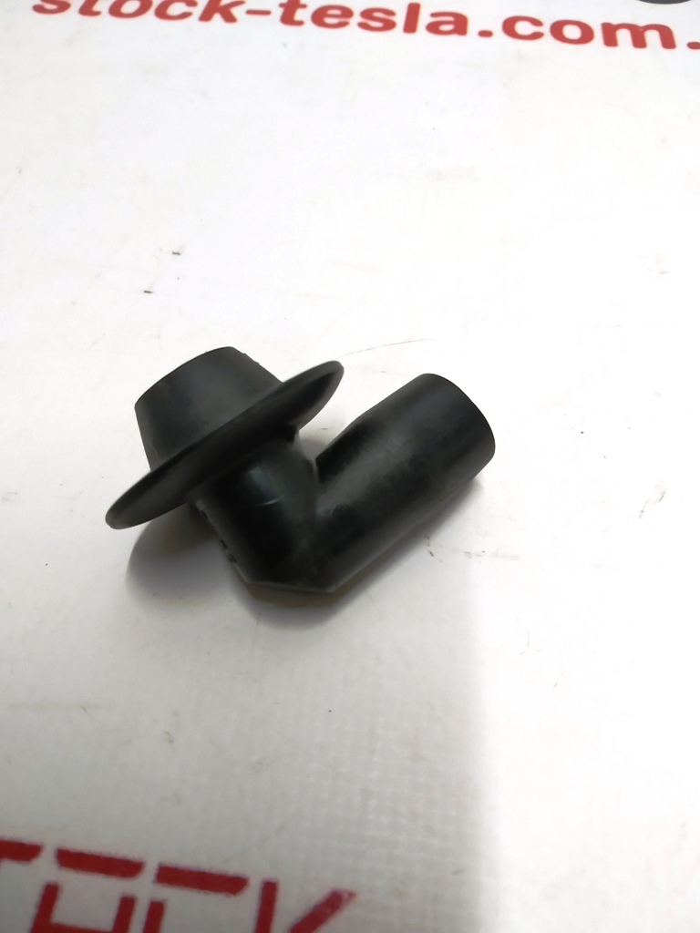 Tube coudé vidange vidange port de charge électromagnétique Tesla  1023052-00-A