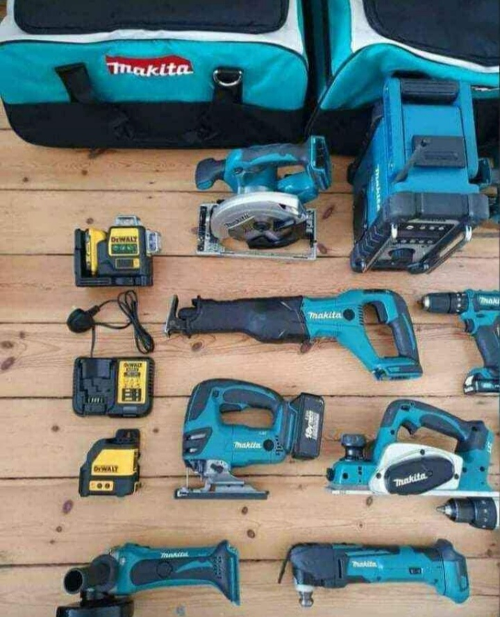 MAKITA 18V SET