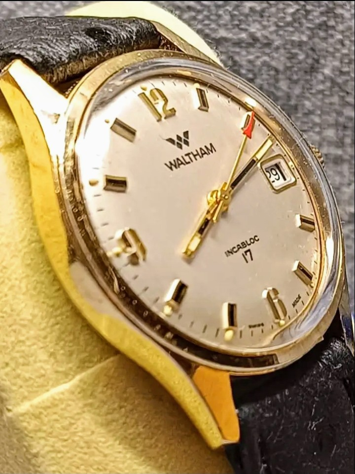 Montre homme très cool