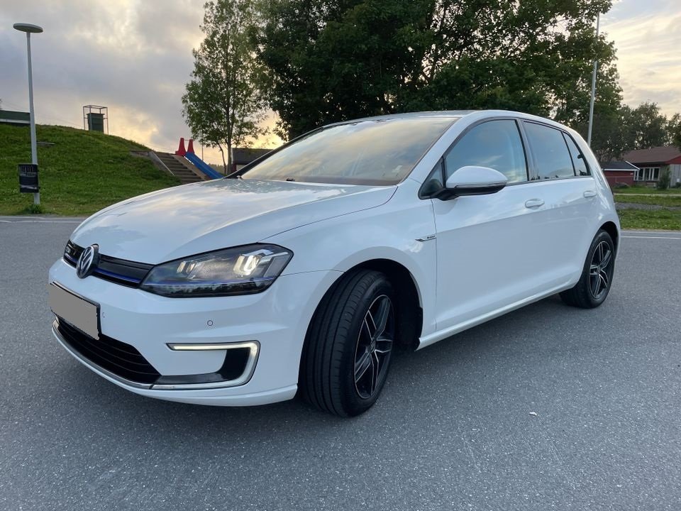 Volkswagen Golf E-GOLF