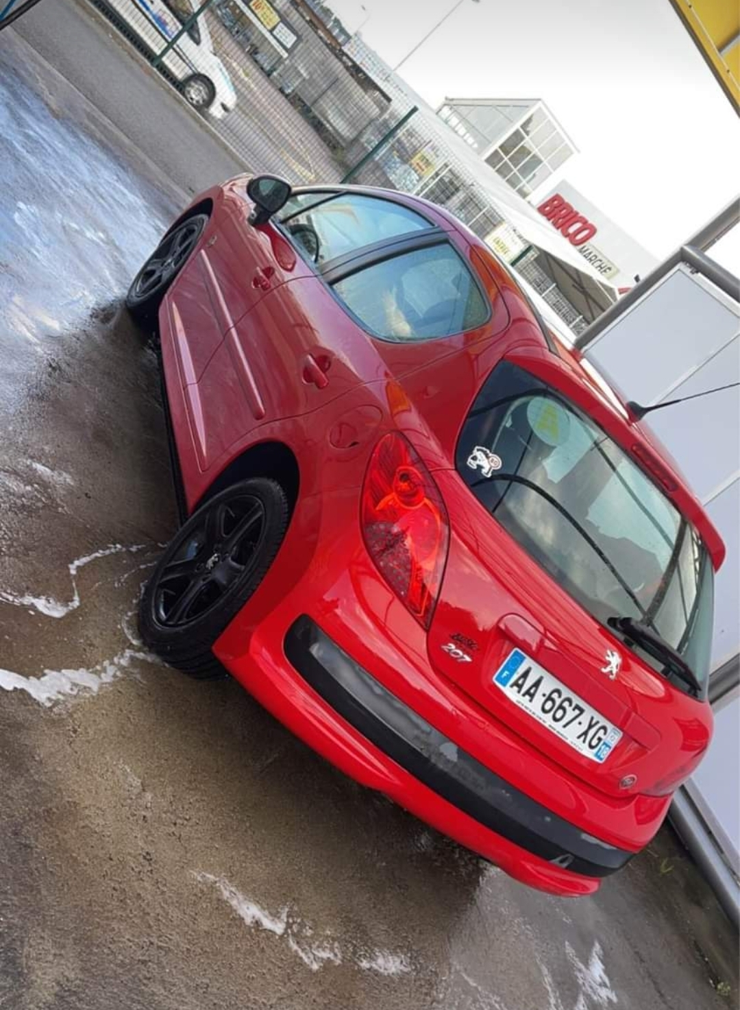 Peugeot 207 - Miniature 4