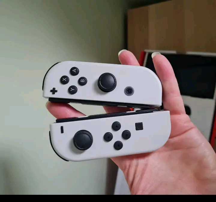 Nintendo Switch - Miniature 4