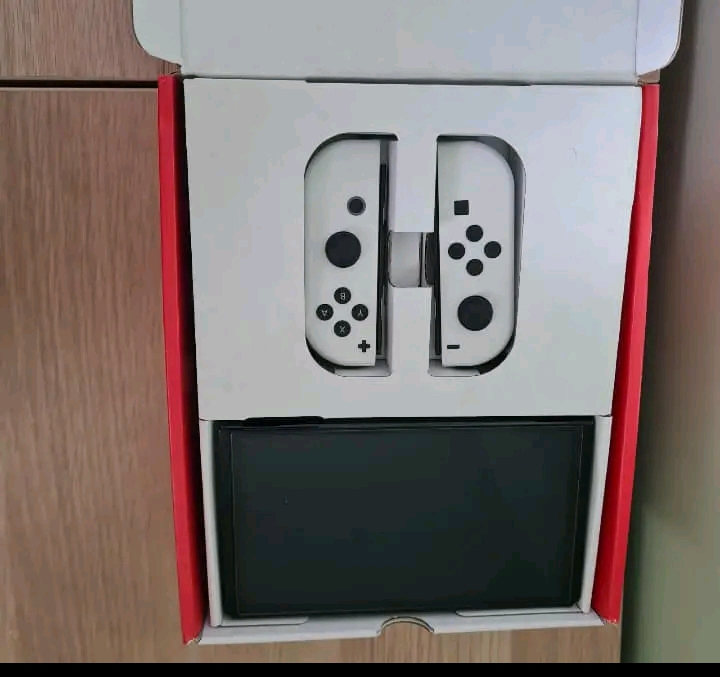 Nintendo Switch - Miniature 2