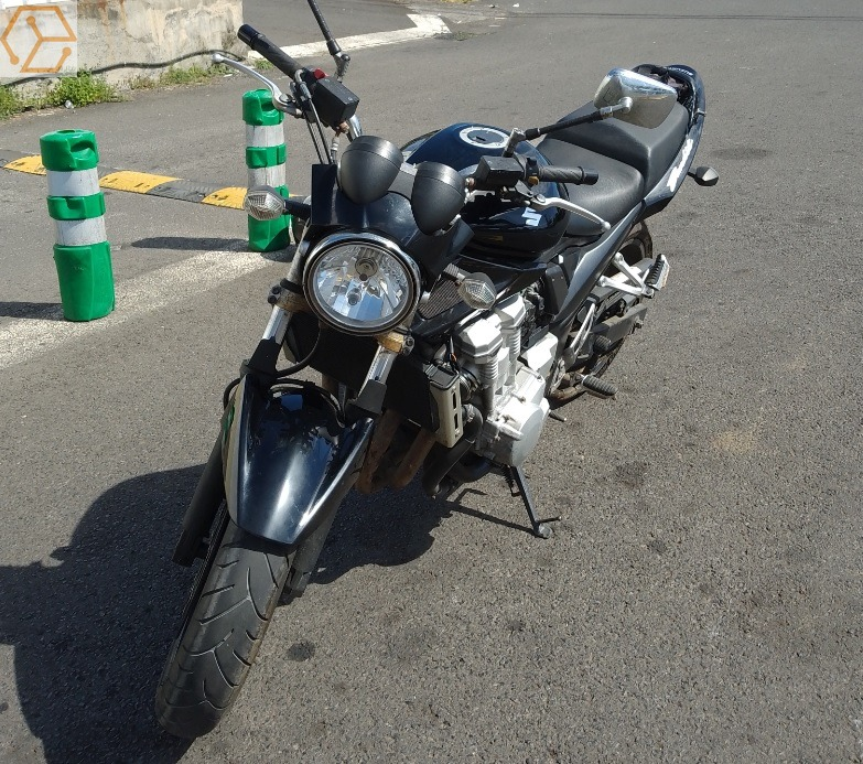 SUZUKI GSF 650 BANDIT 2009 31.300 Km