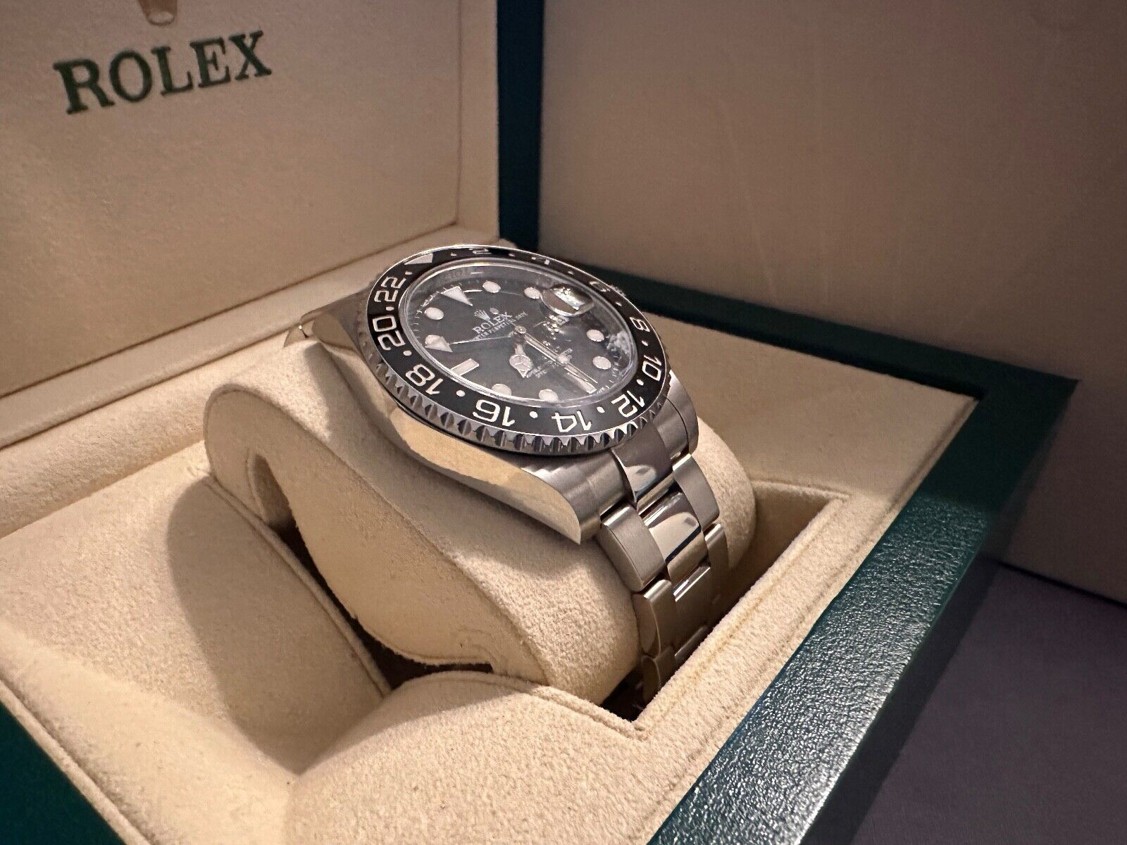 Rolex GMT-Master II 2 116710LN 2013 Full Set Box Papers Hang Tag