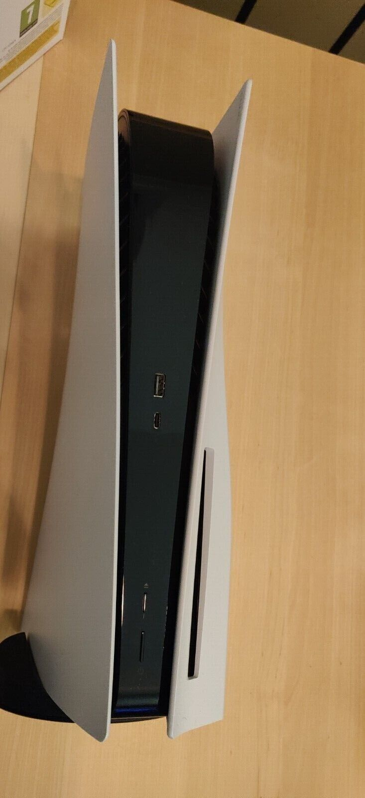 PlayStation 5 - Photo 1