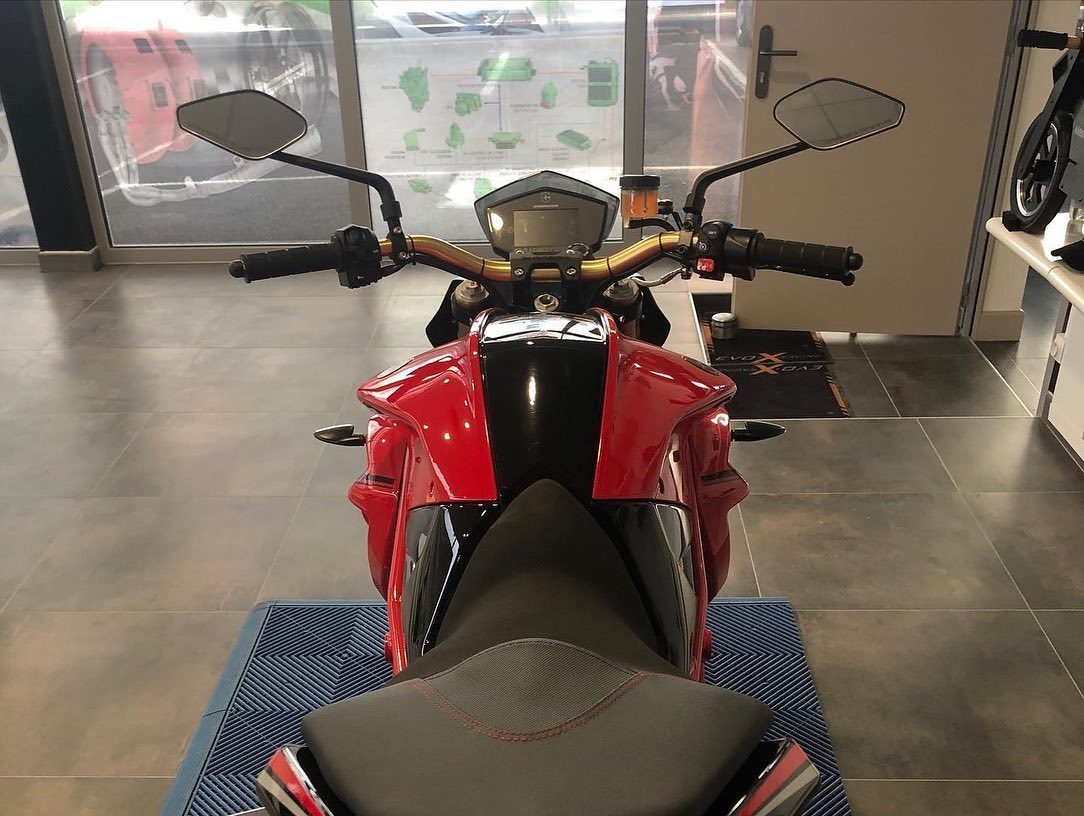 Moto électrtique Ribelle