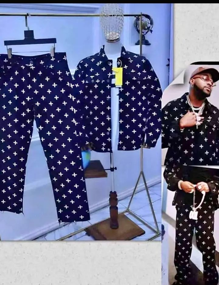 Vente de vêtements authentique