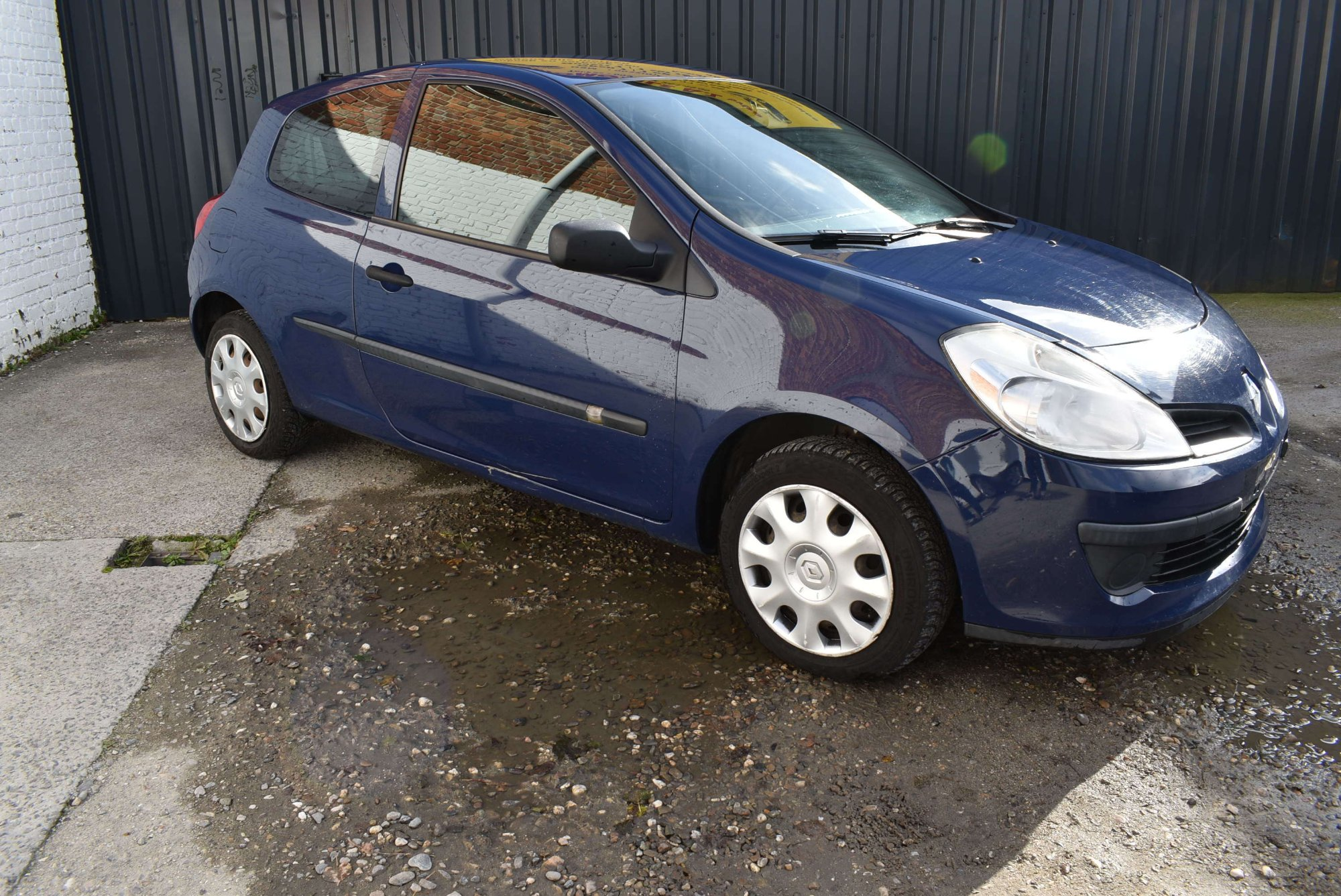 Renault Clio 1.2i (2006) - Essence - Manuelle - 65 hp - 220.508 km - Miniature 5