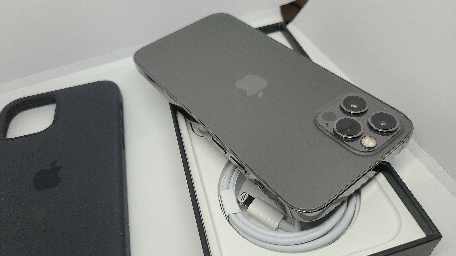 iPhone 12 pro Max - Miniature 3
