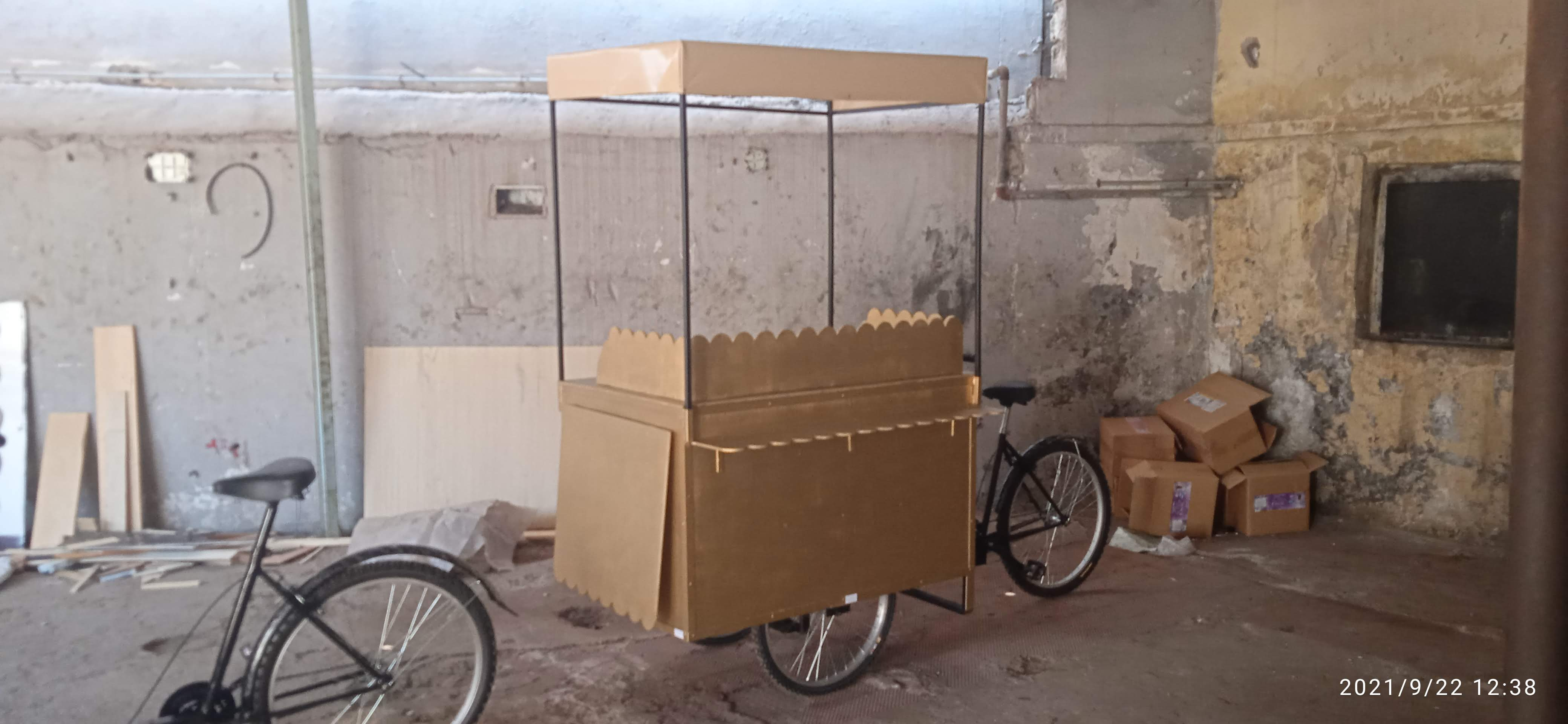 Vélo triporteur - Miniature 4