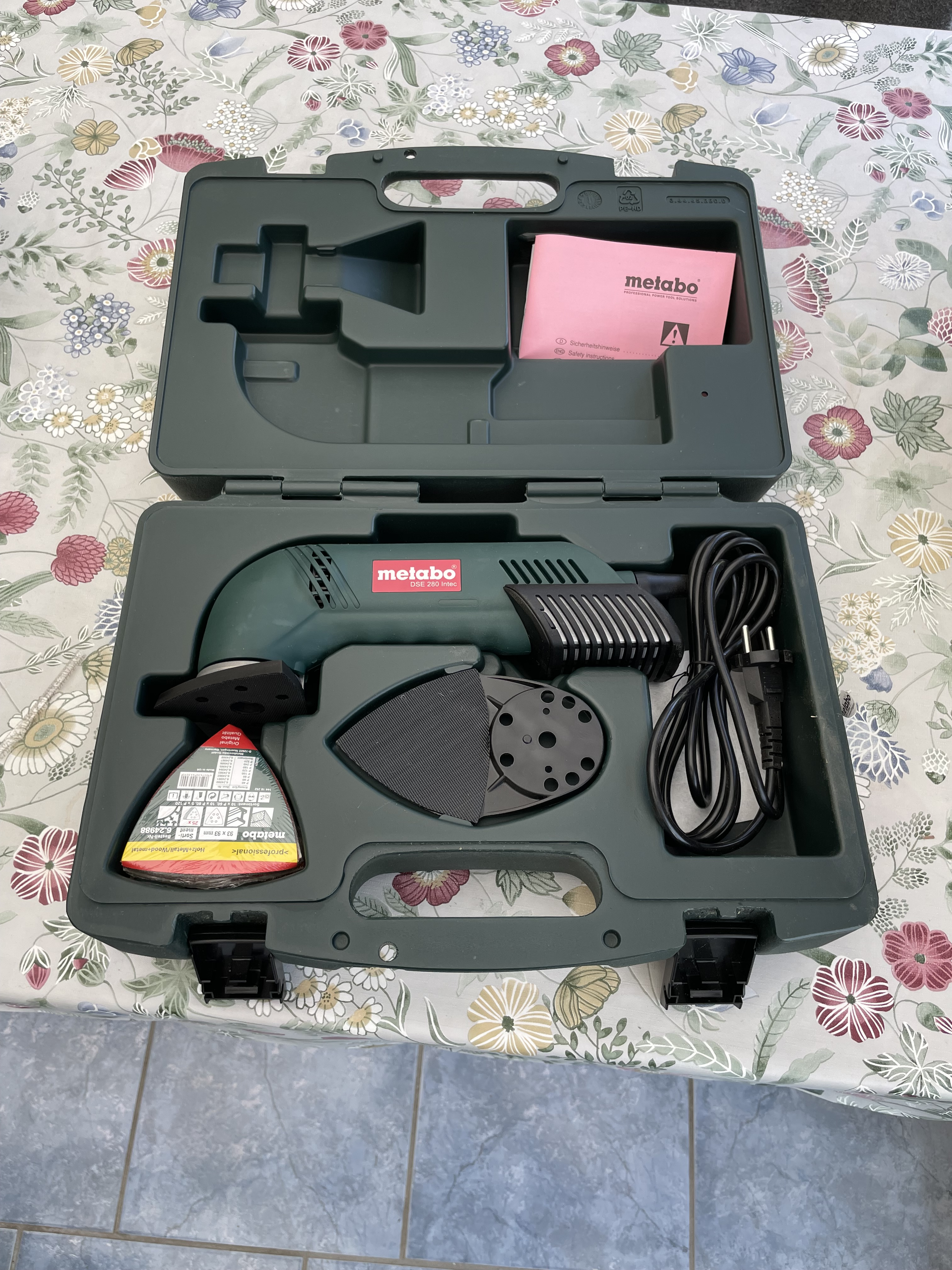 Vends ponceuse 280 intec metabo comme neuve