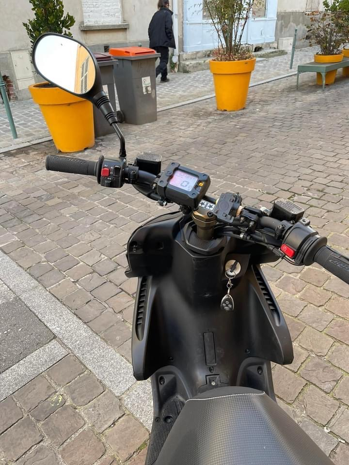 Scooter-Mbk-nitro 50cc