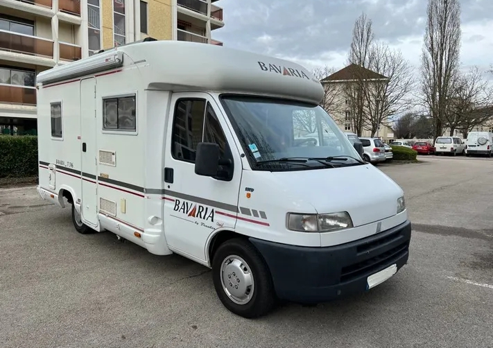 Vente camping-car - Miniature 3