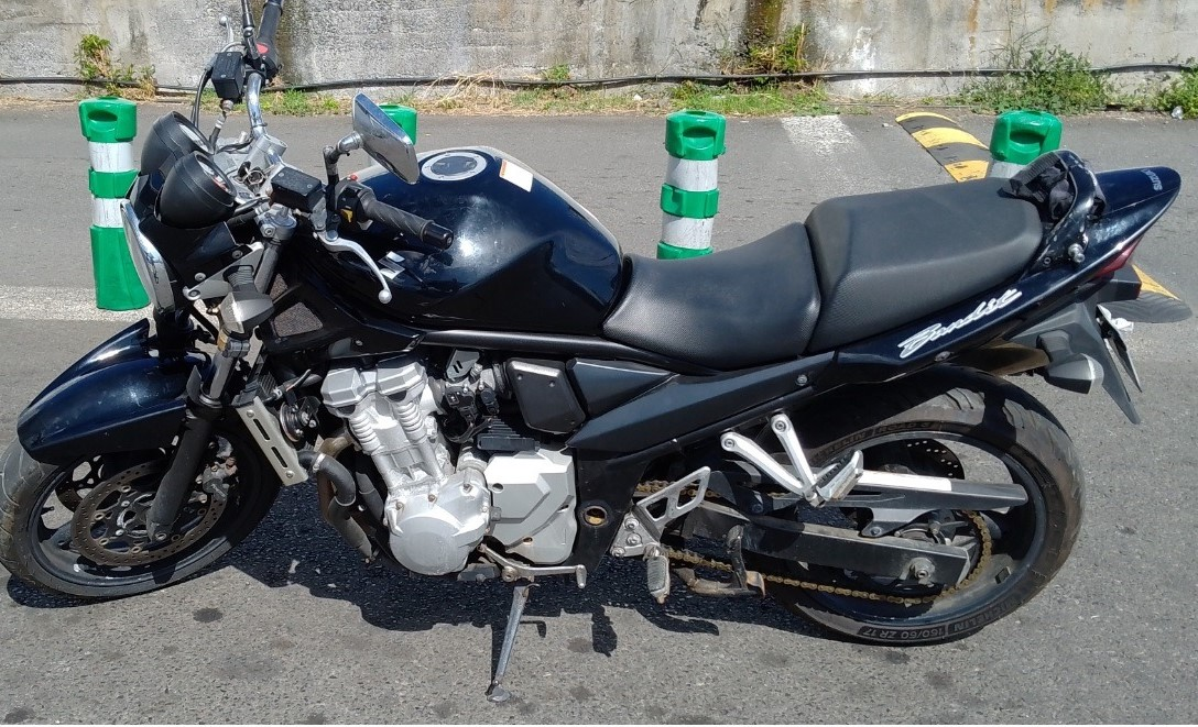 SUZUKI GSF 650 BANDIT 2009 31.300 Km