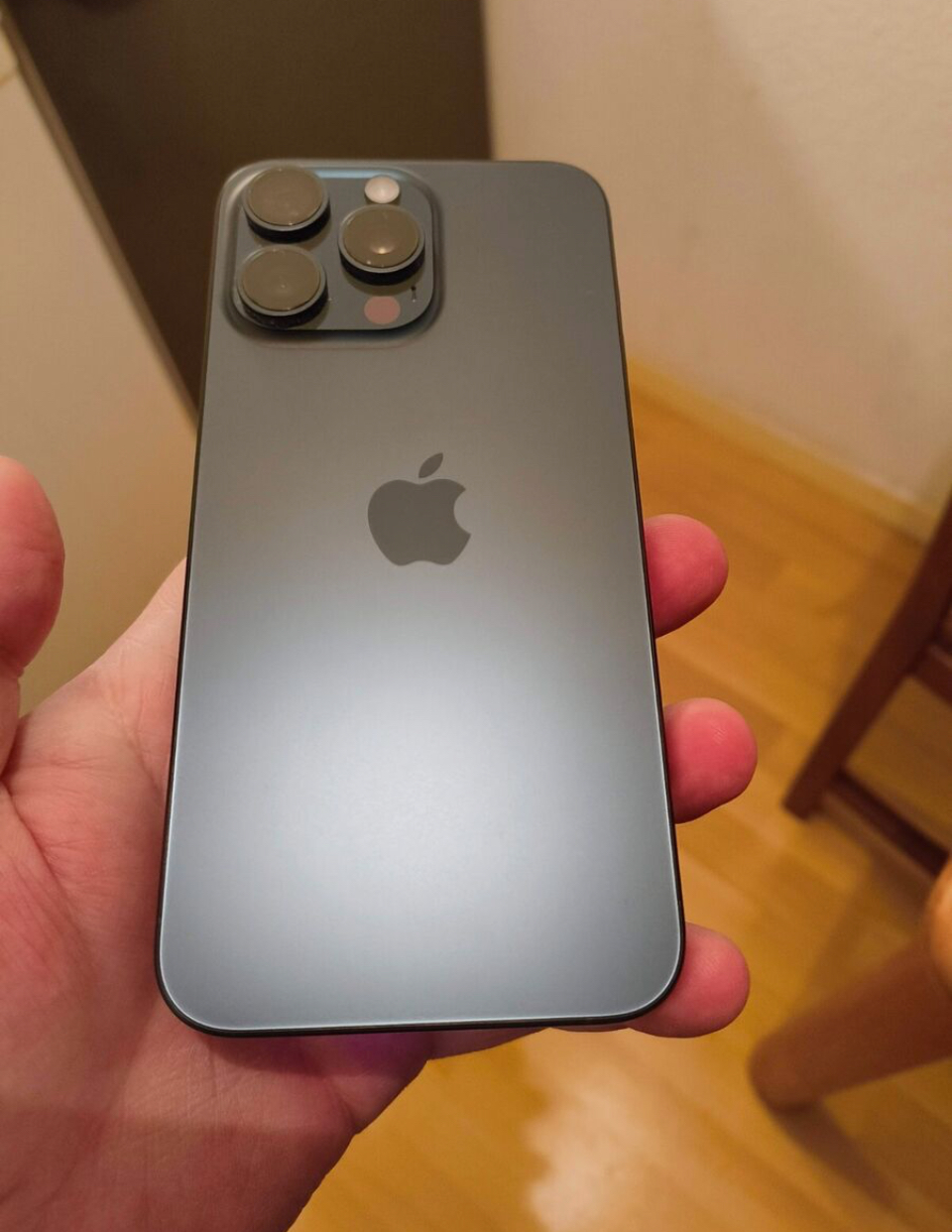 iPhone 15 Pro Max 1To - Miniature 7