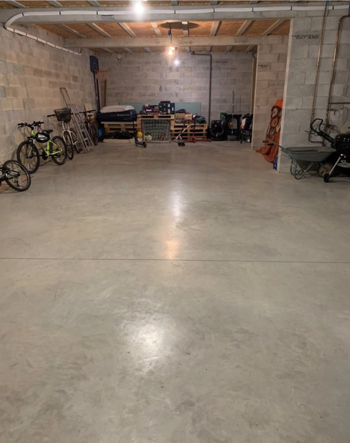 BOX - Espace de Stockage - Garde Meuble