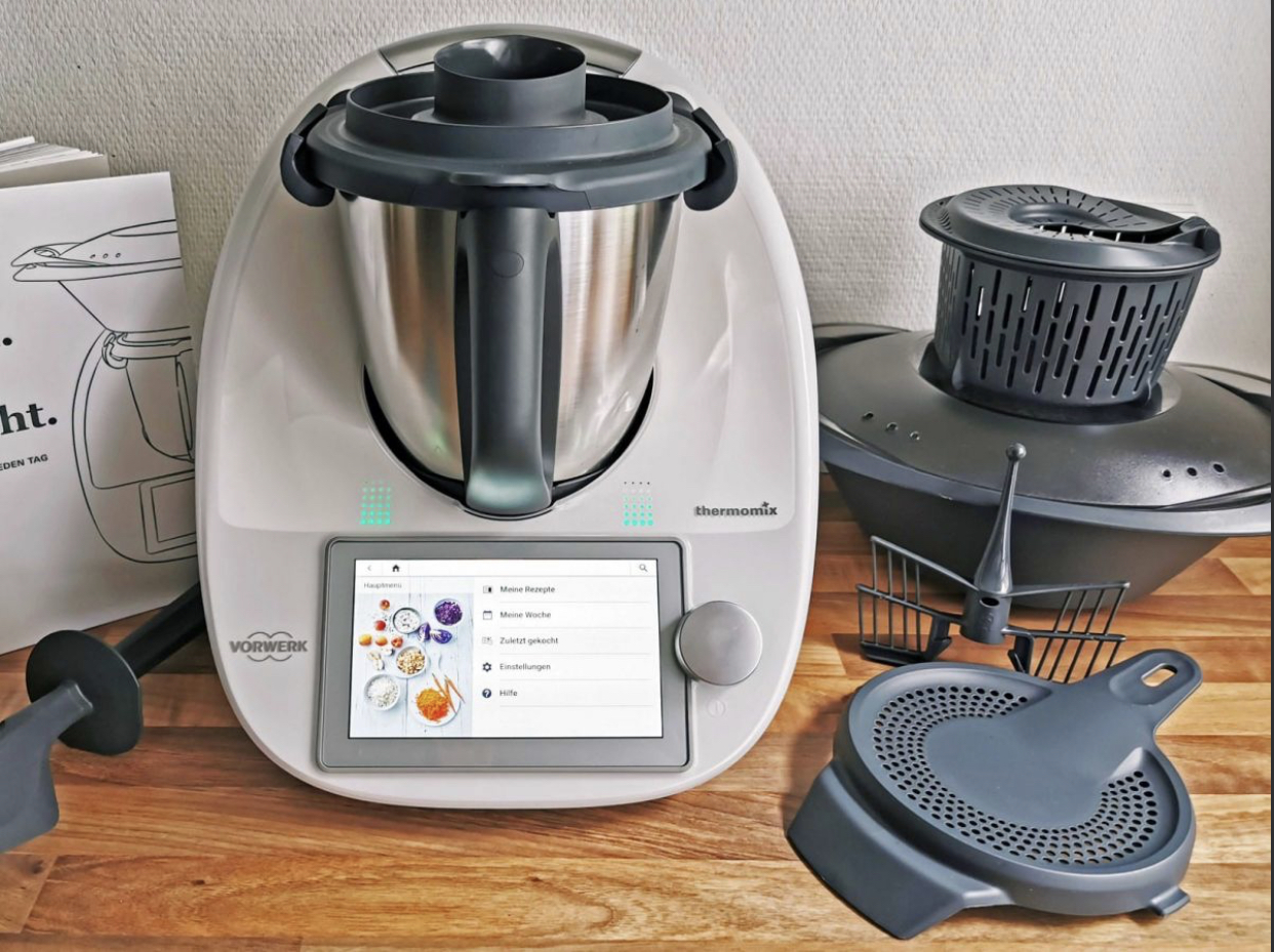 Robot culinaire TM6 avec ses accessoires