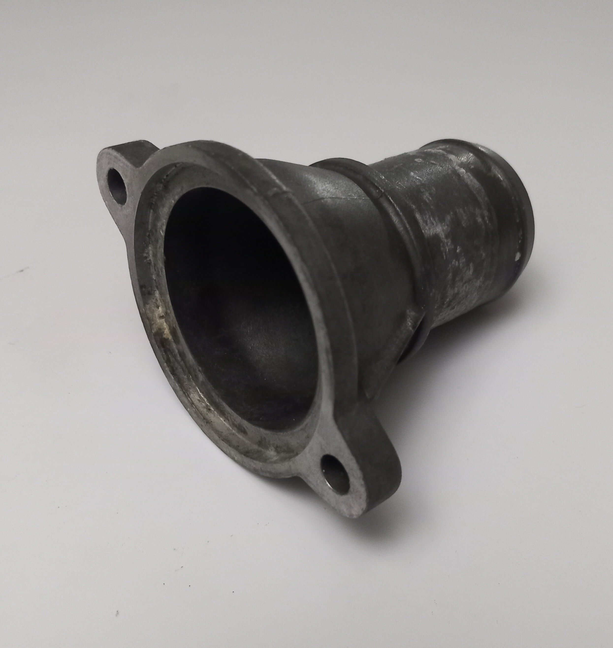 Tuyau de thermostat Renault Clio 1990-1999