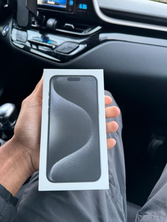 Apple iPhone 15 pro Max 512gb - Miniature 2