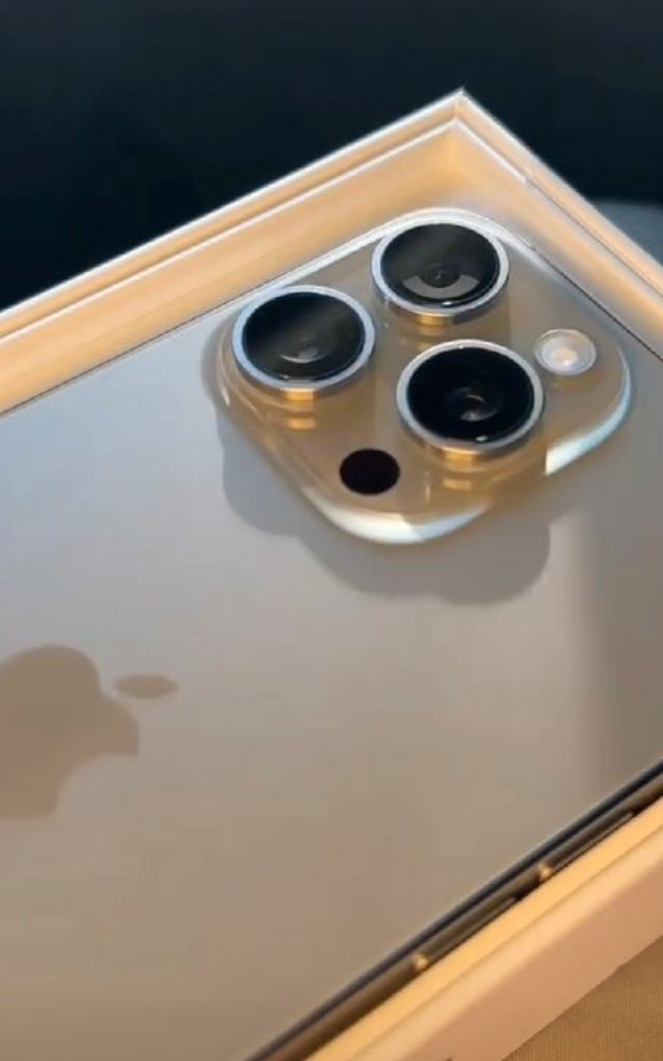 Apple iPhone 15 pro Max 512gb