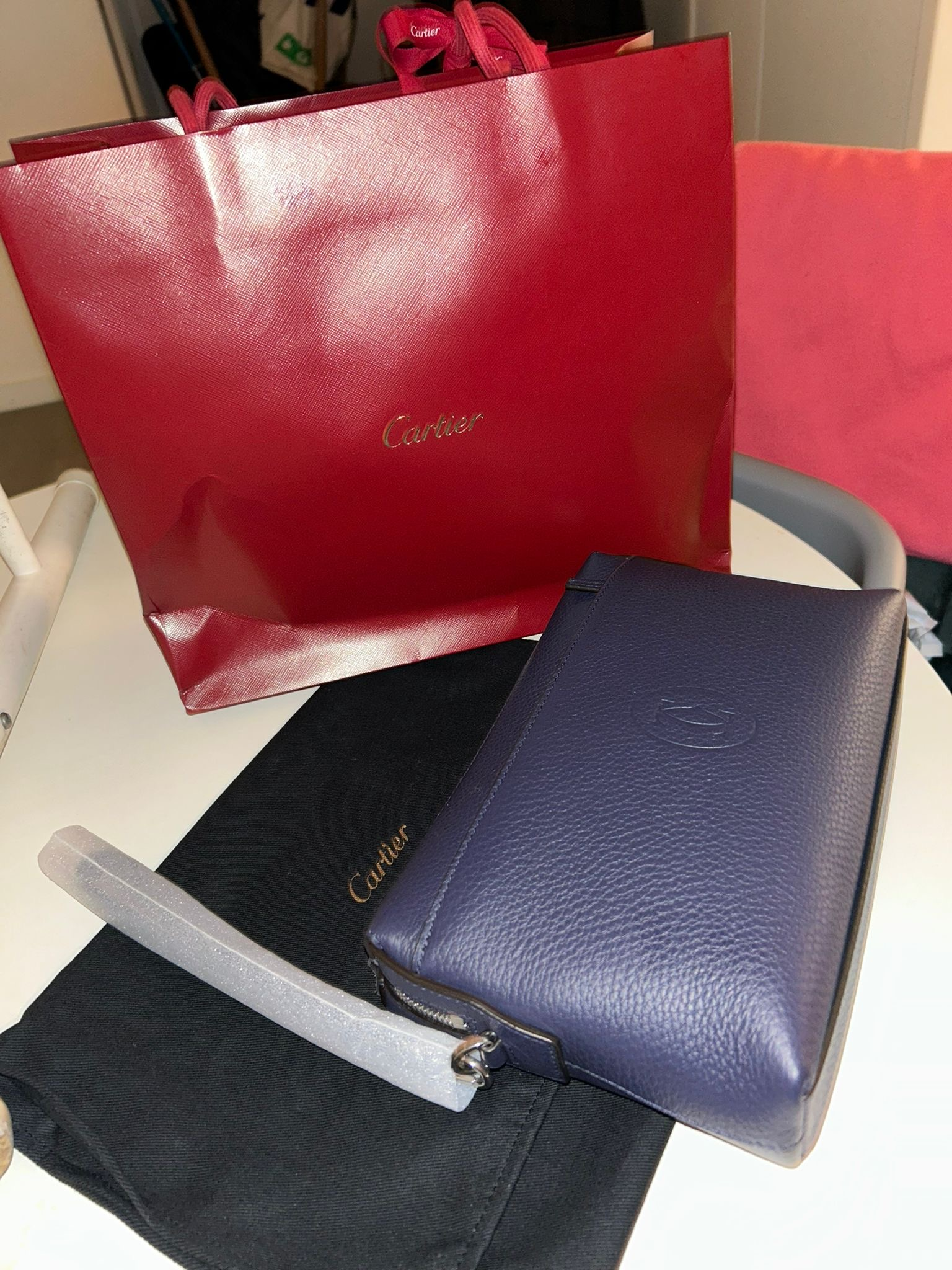 Pochette Cartier en excellent état - Miniature 2