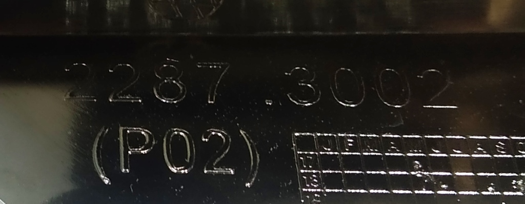 Superposition d'un bras de rétroviseur extérieur droit supérieur chromé Tesla  2287.3002