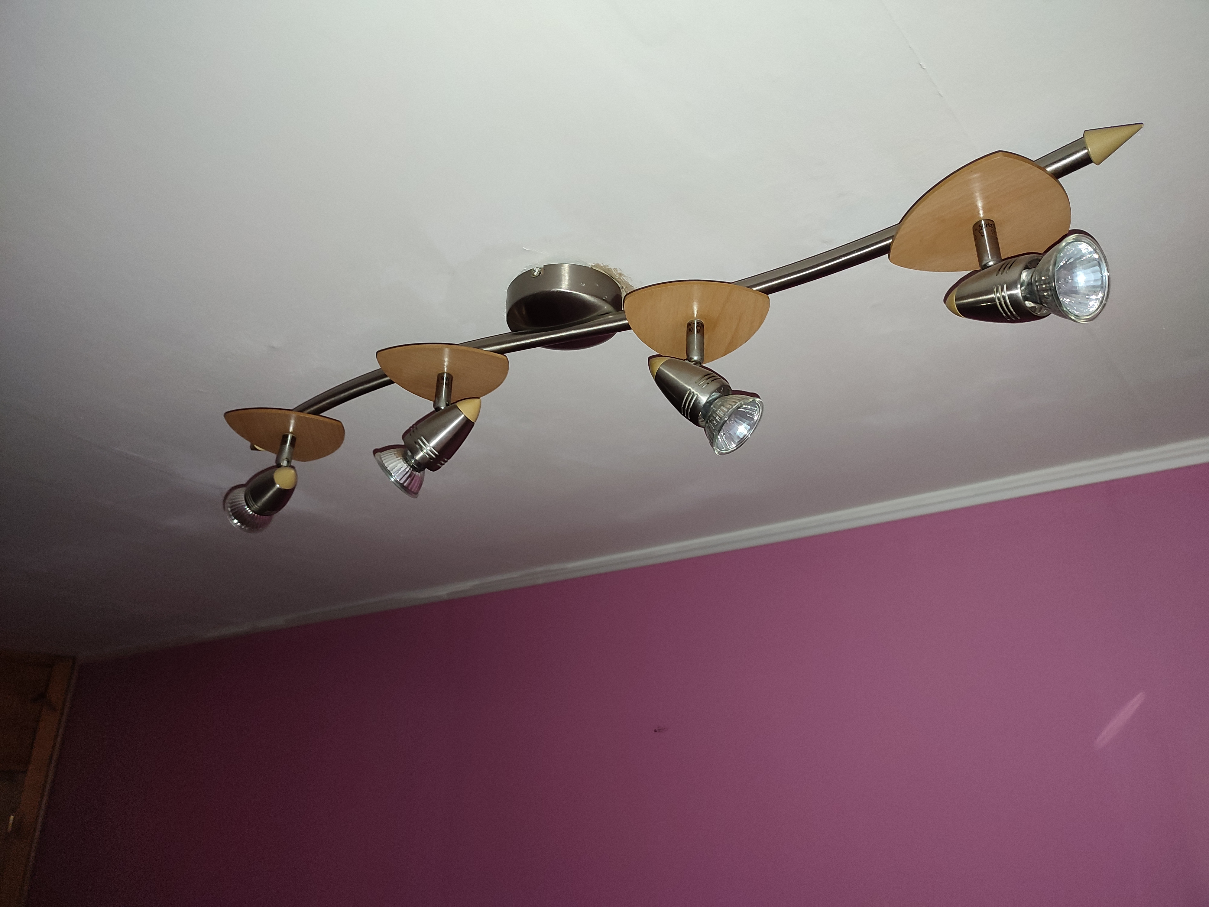 Luminaire plafonnier ou applique