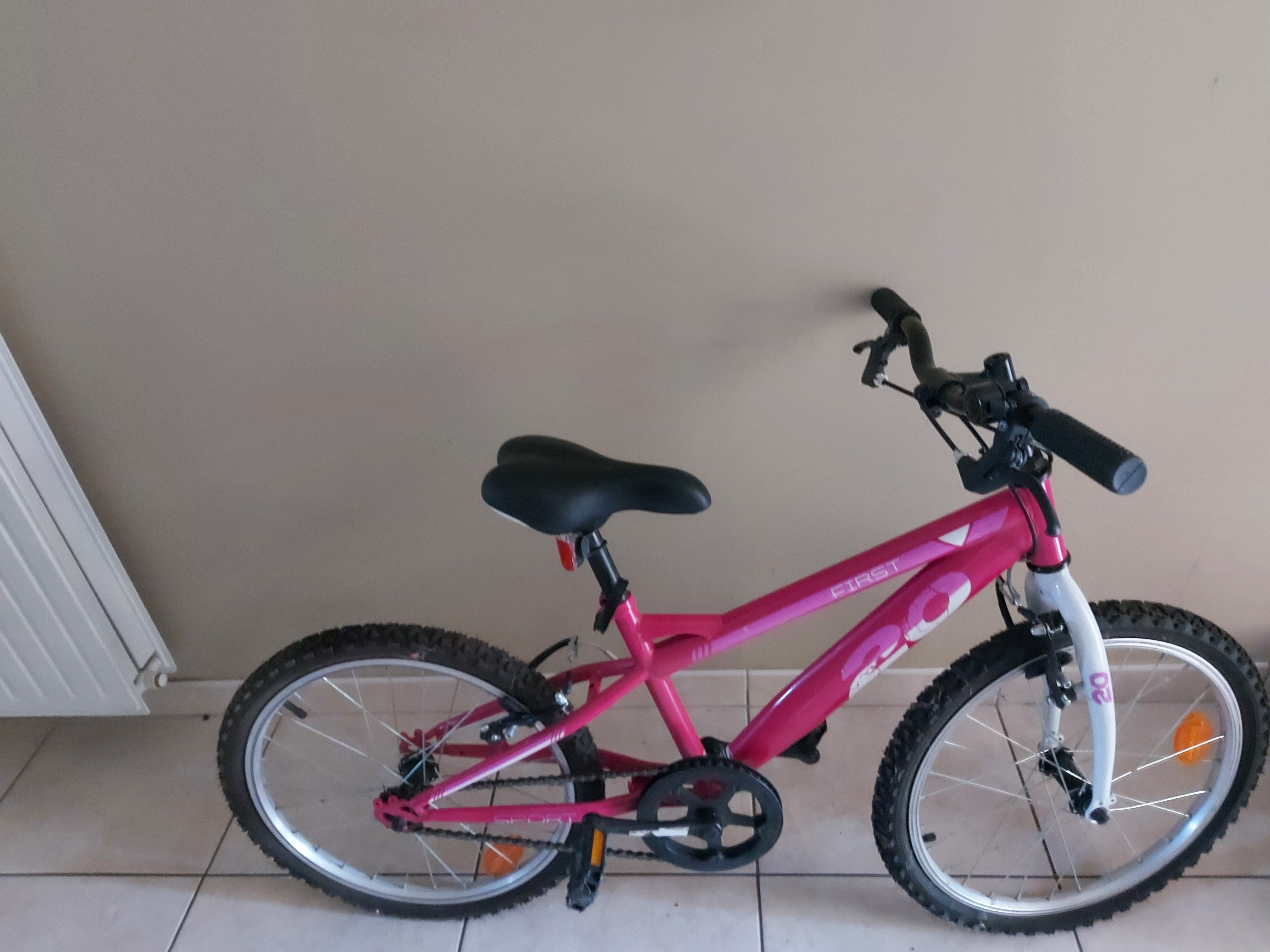 Vends vélo fille