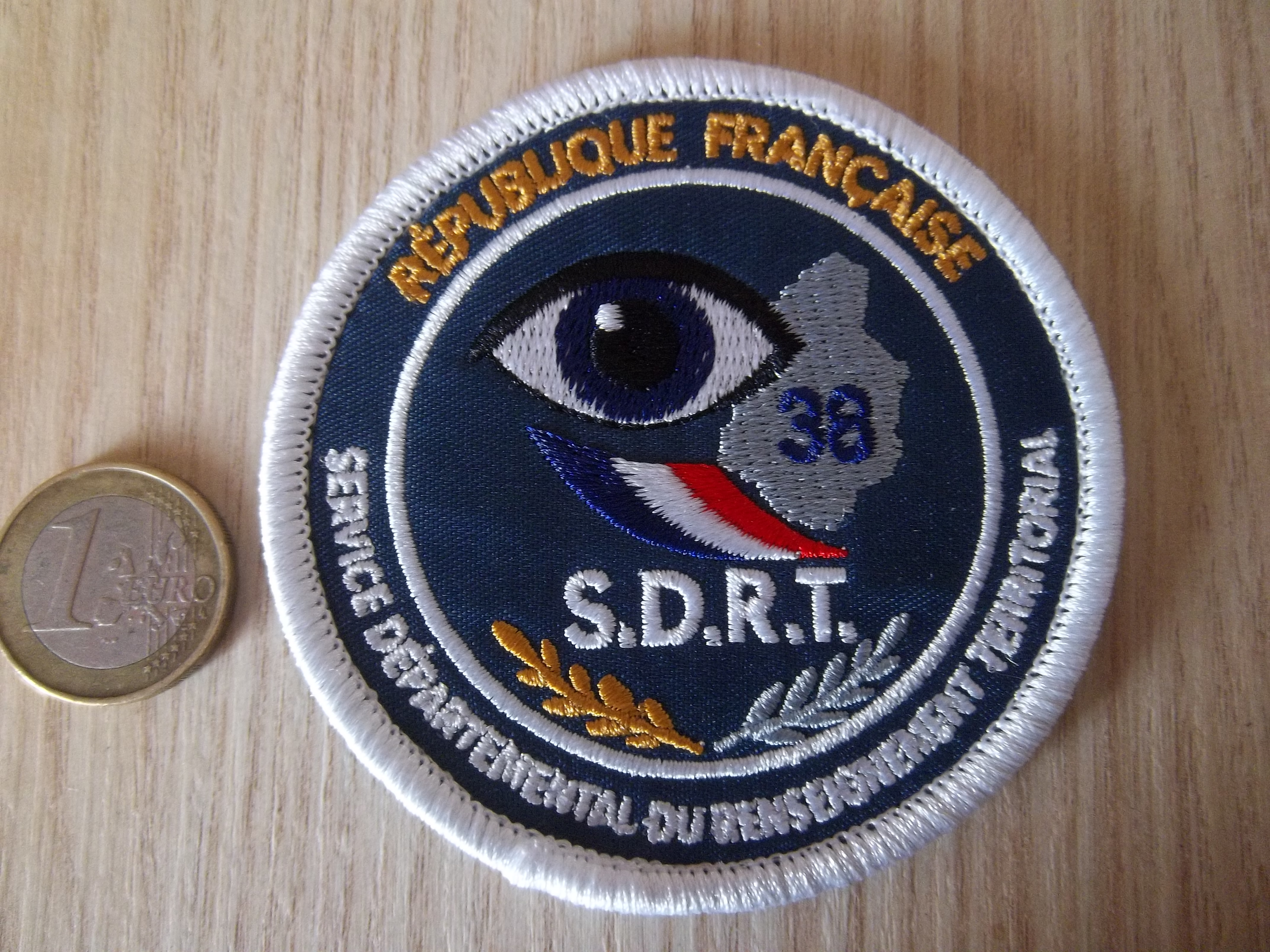 Écusson ancien S.D.R.T. à collectionner