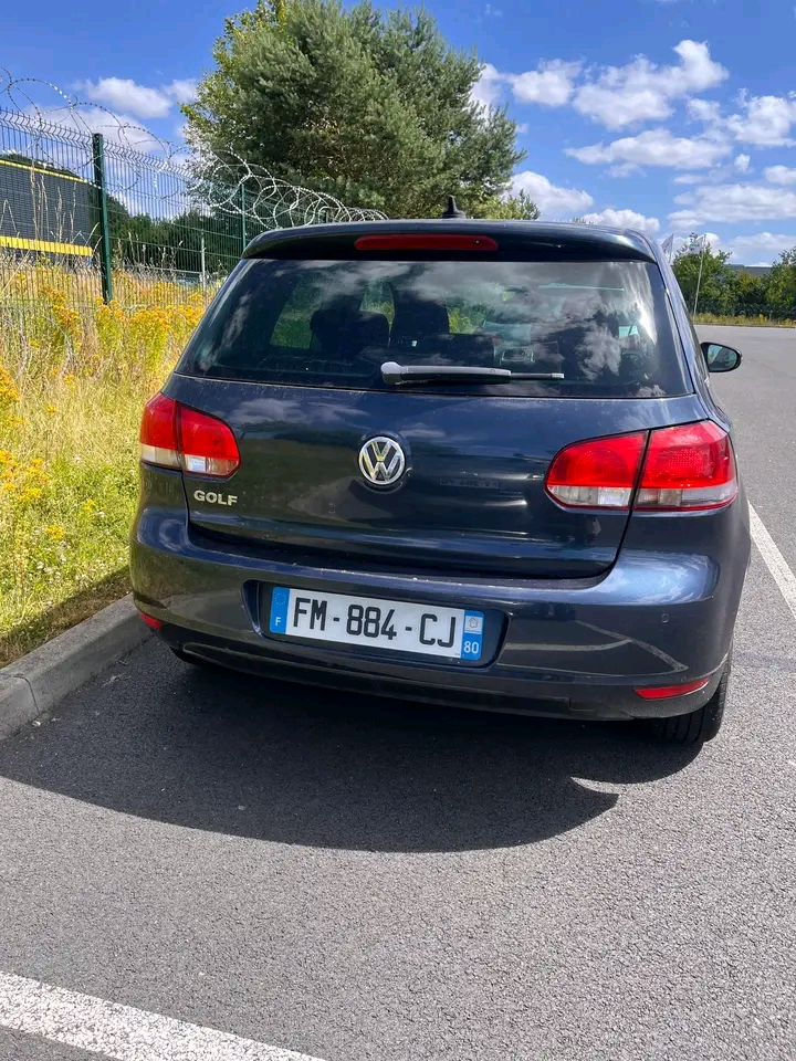 Volkswagen golf 2011 - Miniature 3